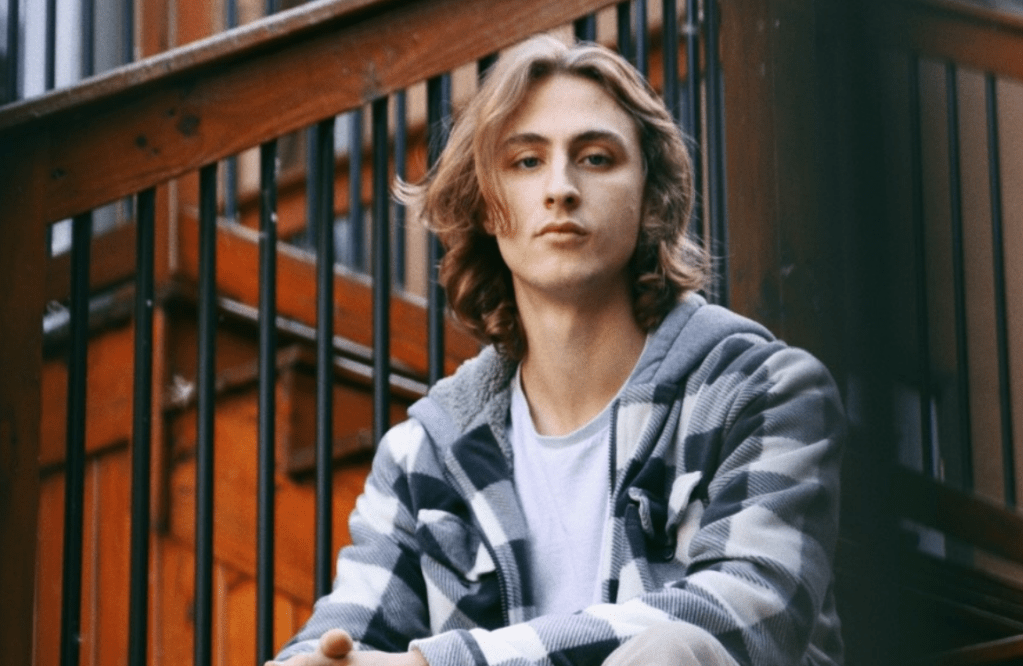 Micah Emrich – Pinky Dabs @&nbsp;Midnight