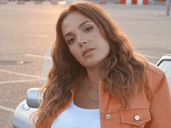 The Sacred Geometry of Solitude: Inès’s ‘Sans toi’ Rebuilds the Self from&nbsp;Silence