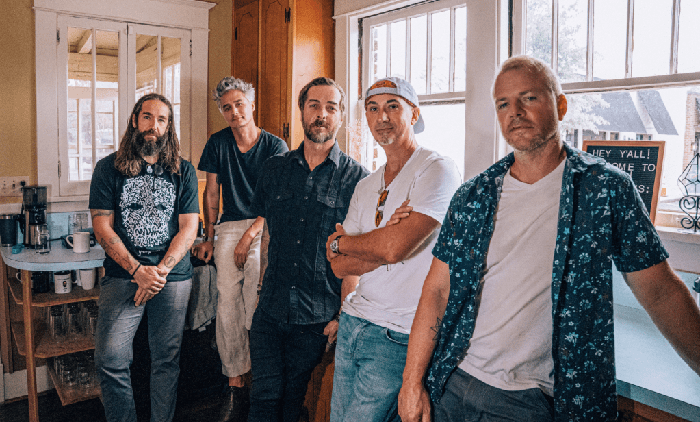 Debut Of The Year? The EP ‘Auntie’ By Midnite Radio Is One Of The Biggest Releases Of Winter 2026