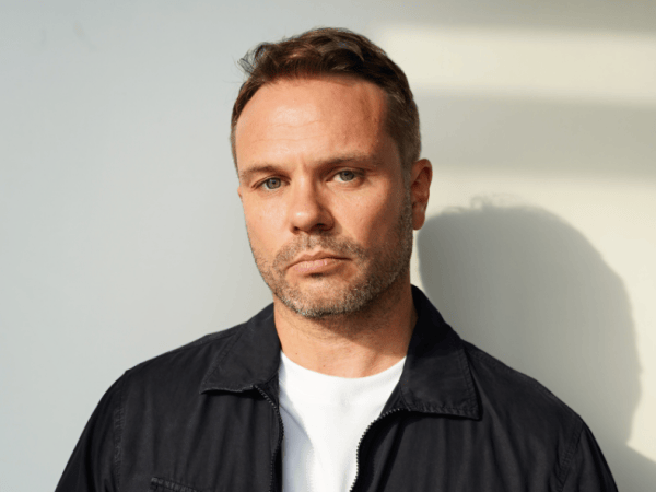 Steven Winton Owns the “Wee Small Hours” With a Country Pop&nbsp;Pulse