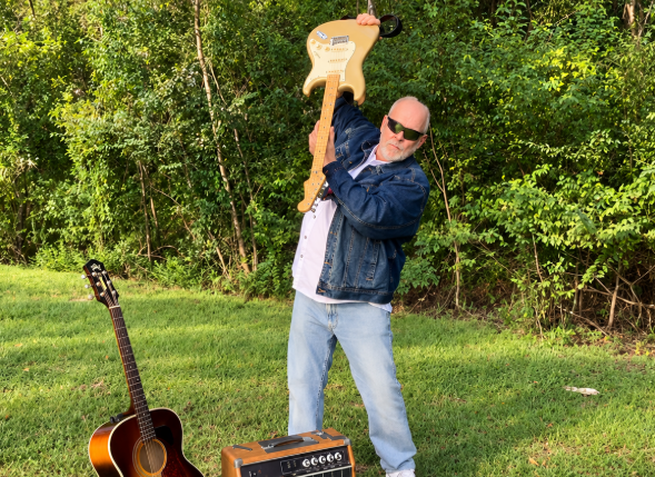 Louisiana Claude Hitt Brings an ’80s Touch to “Down and Lonely”